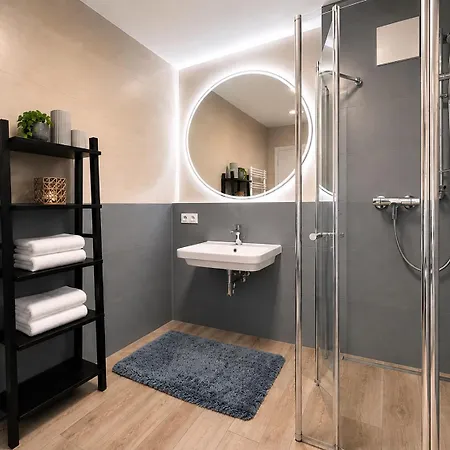 Apartmenthaus Waldstrasse 49 Appartement *