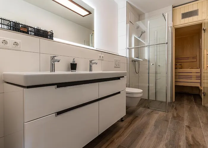 Riviera Waldstrasse 49 *